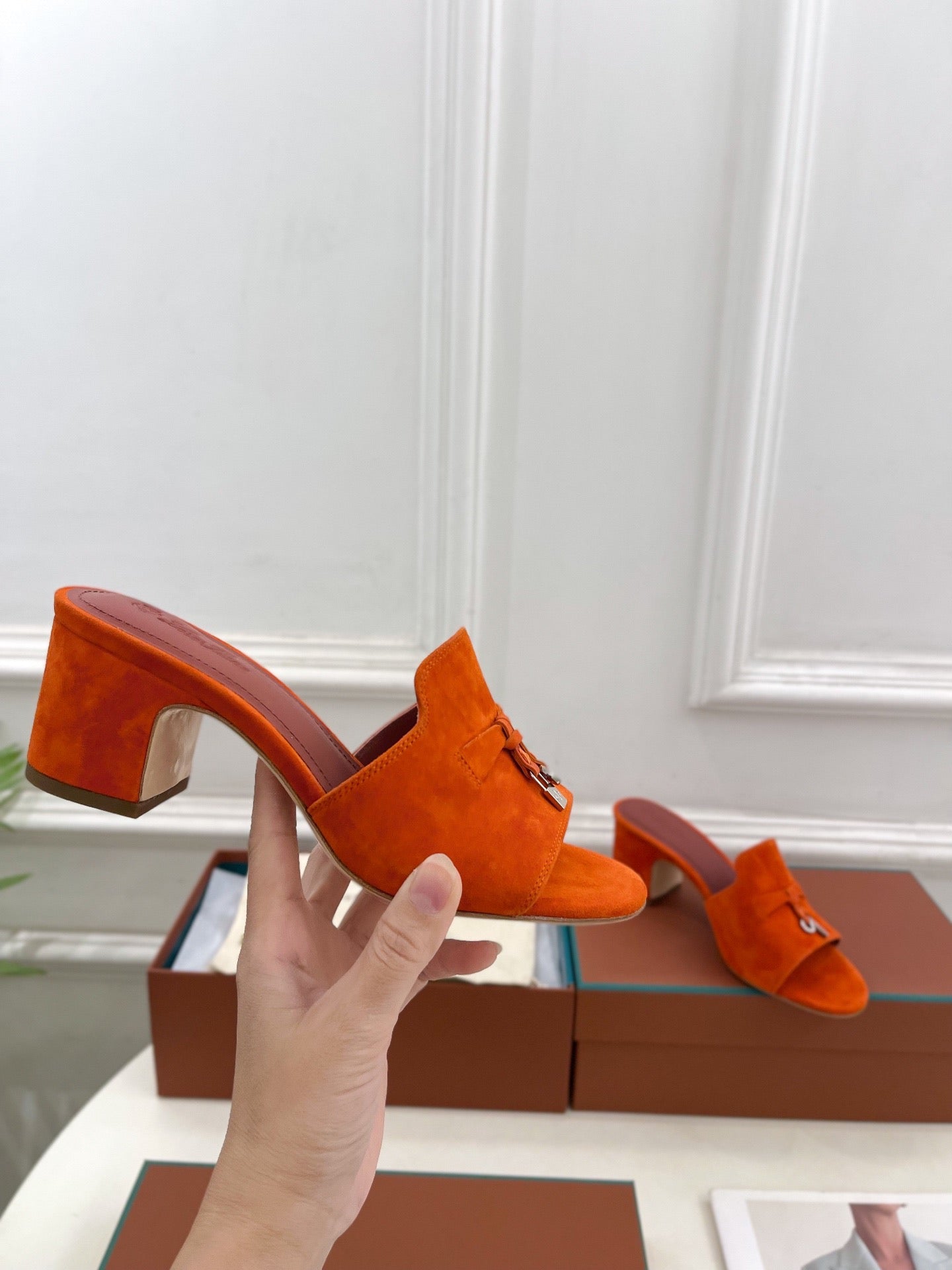 LP Sandals