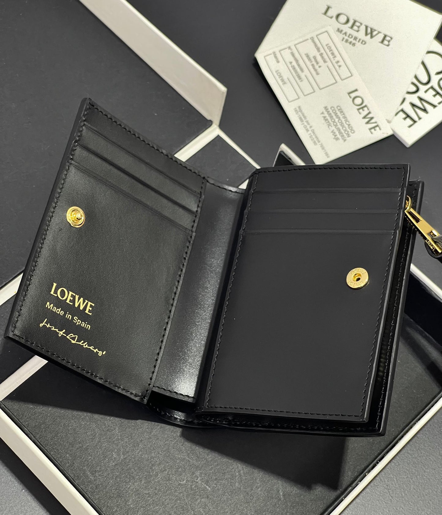 Loewe Wallet