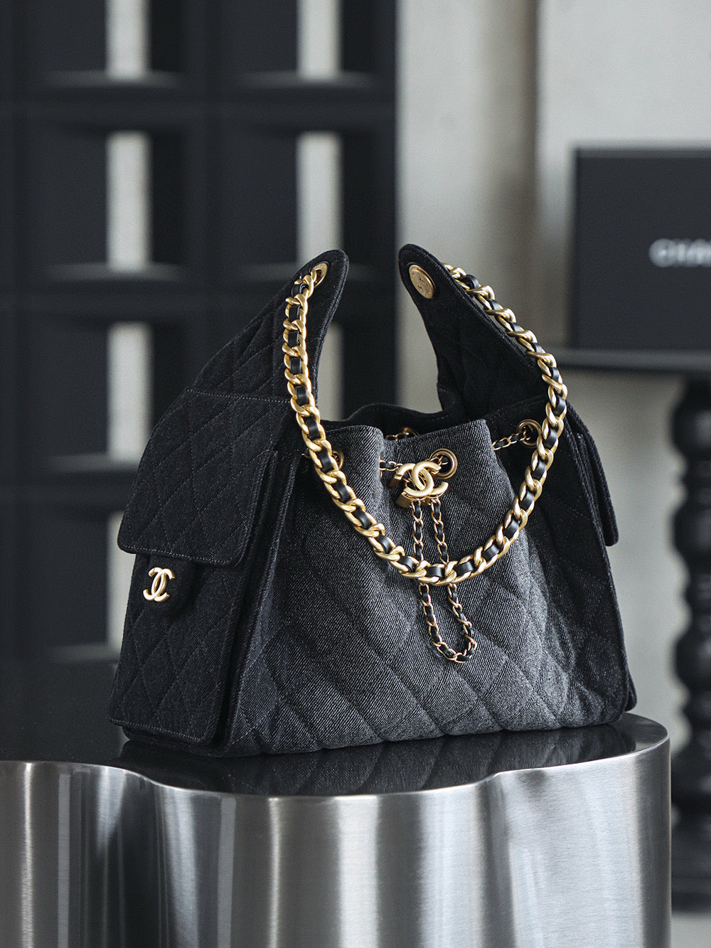 Chanel Shoulder 25Bag (small)