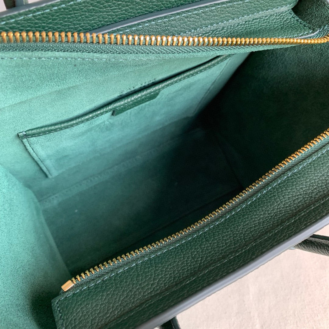 Celine Duffel