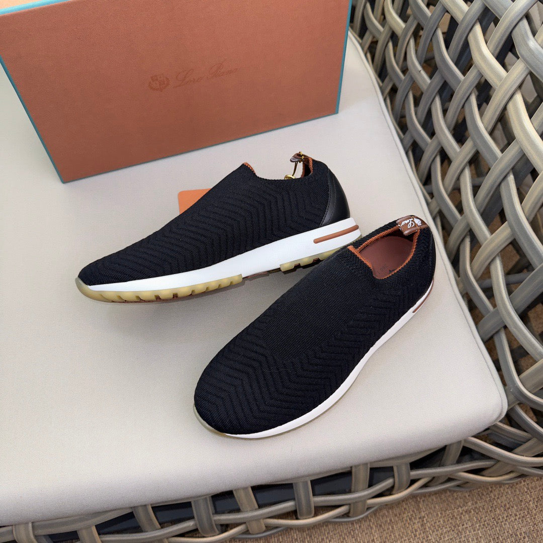 LP Sneakers