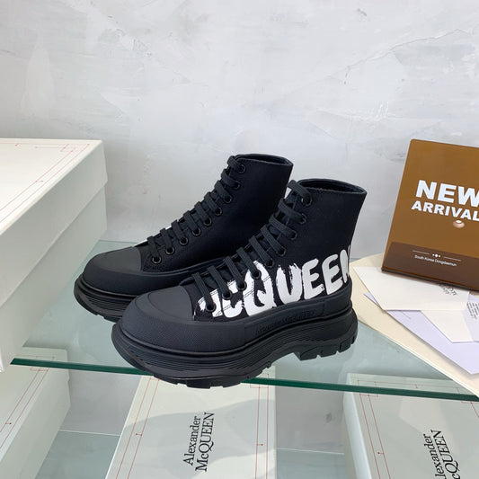 Alexander McQueen Sneakers