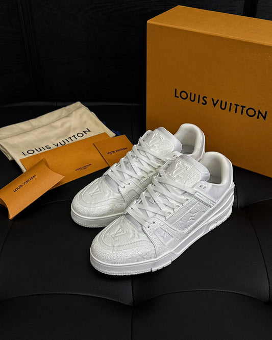 Lv Trainer