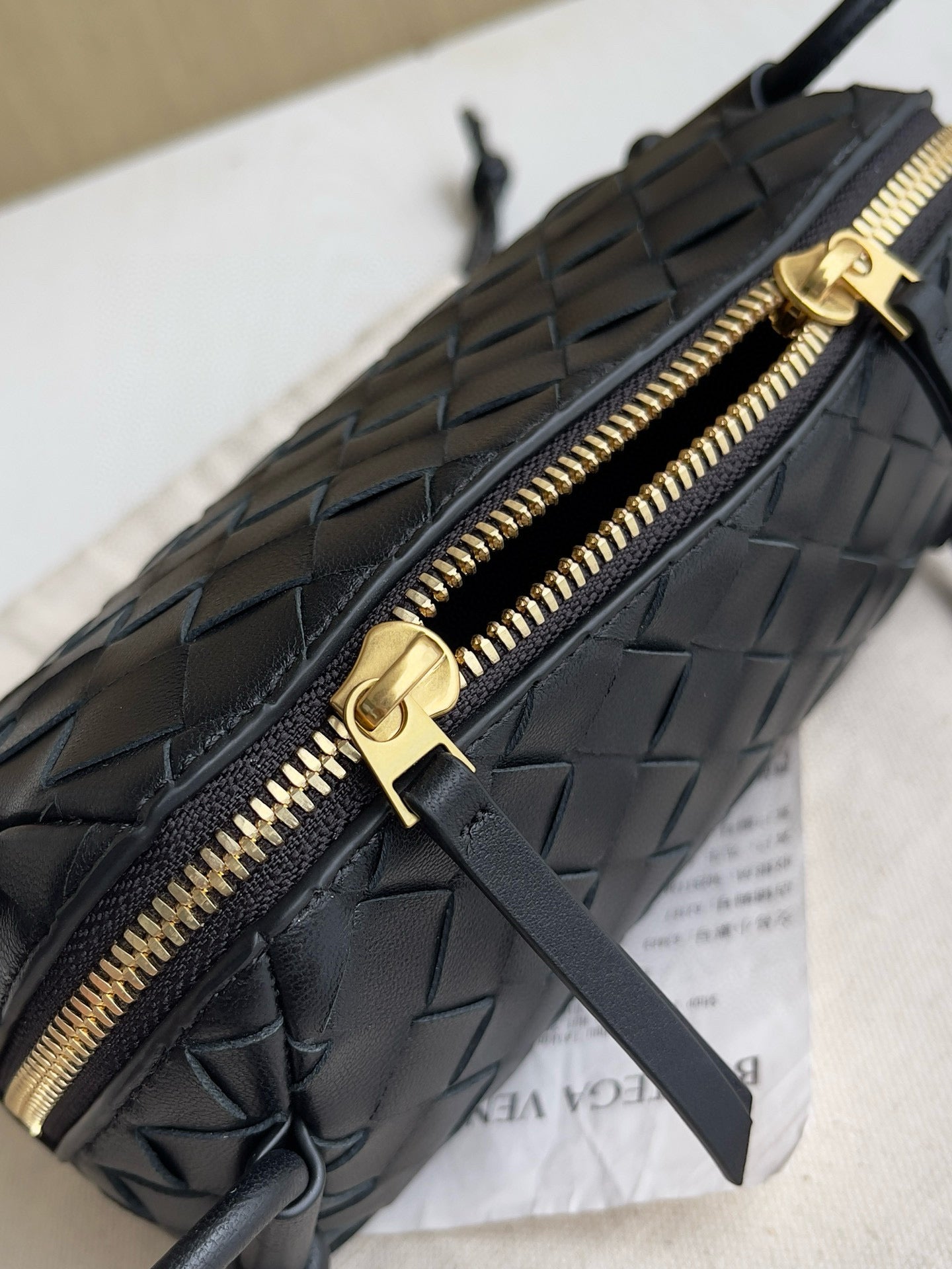 BV Intrecciato Concert Pouch Bag