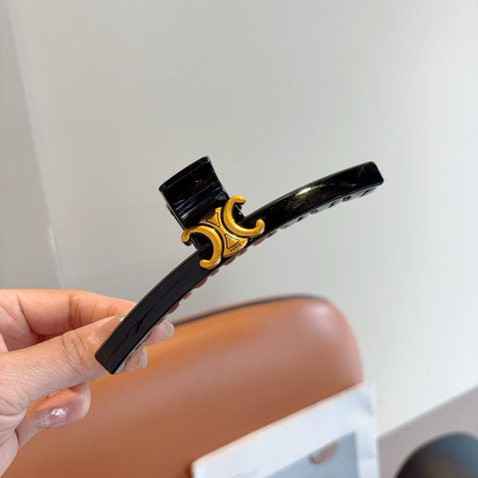 Celine Hairpin