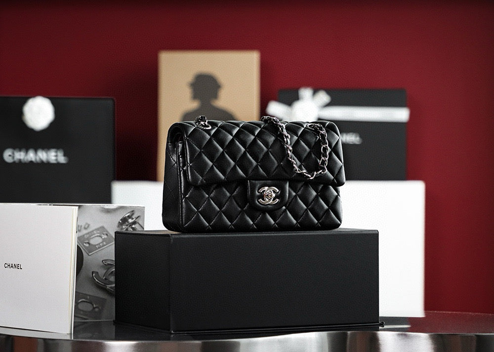 Chanel CF Bag (14.5x23x6cm)