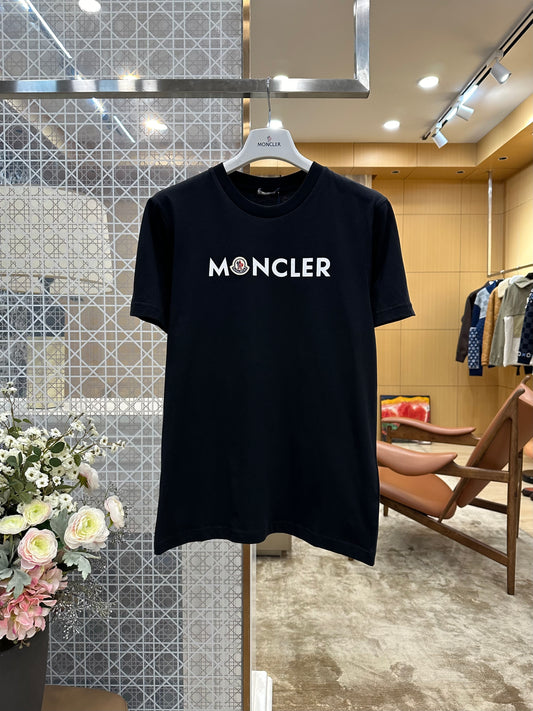 Moncler T-shirt