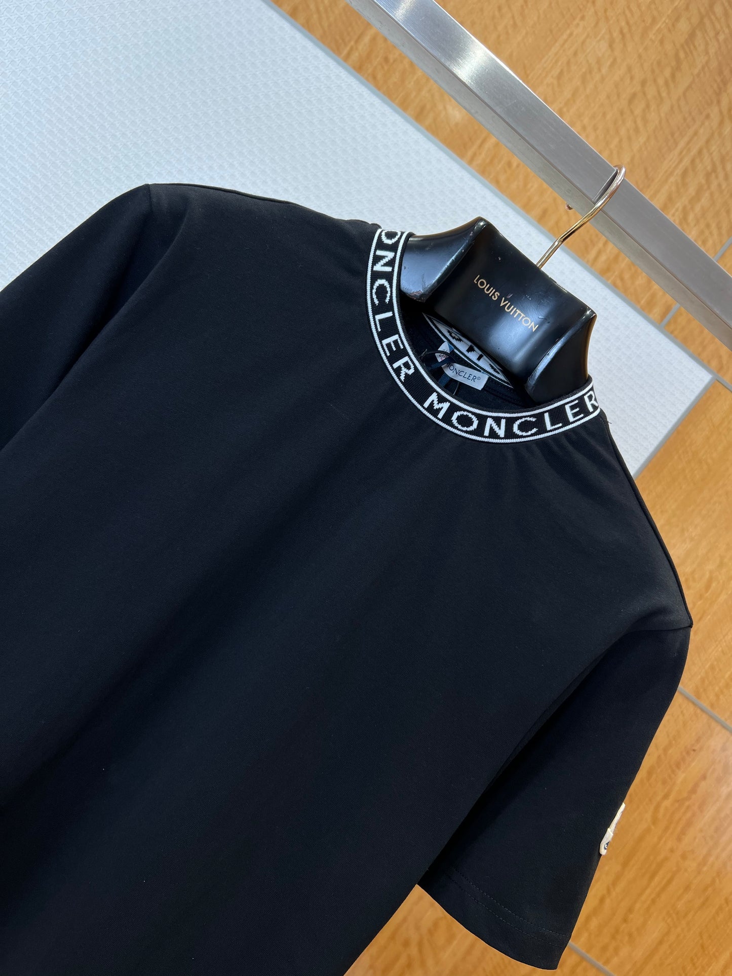 Moncler T-shirt