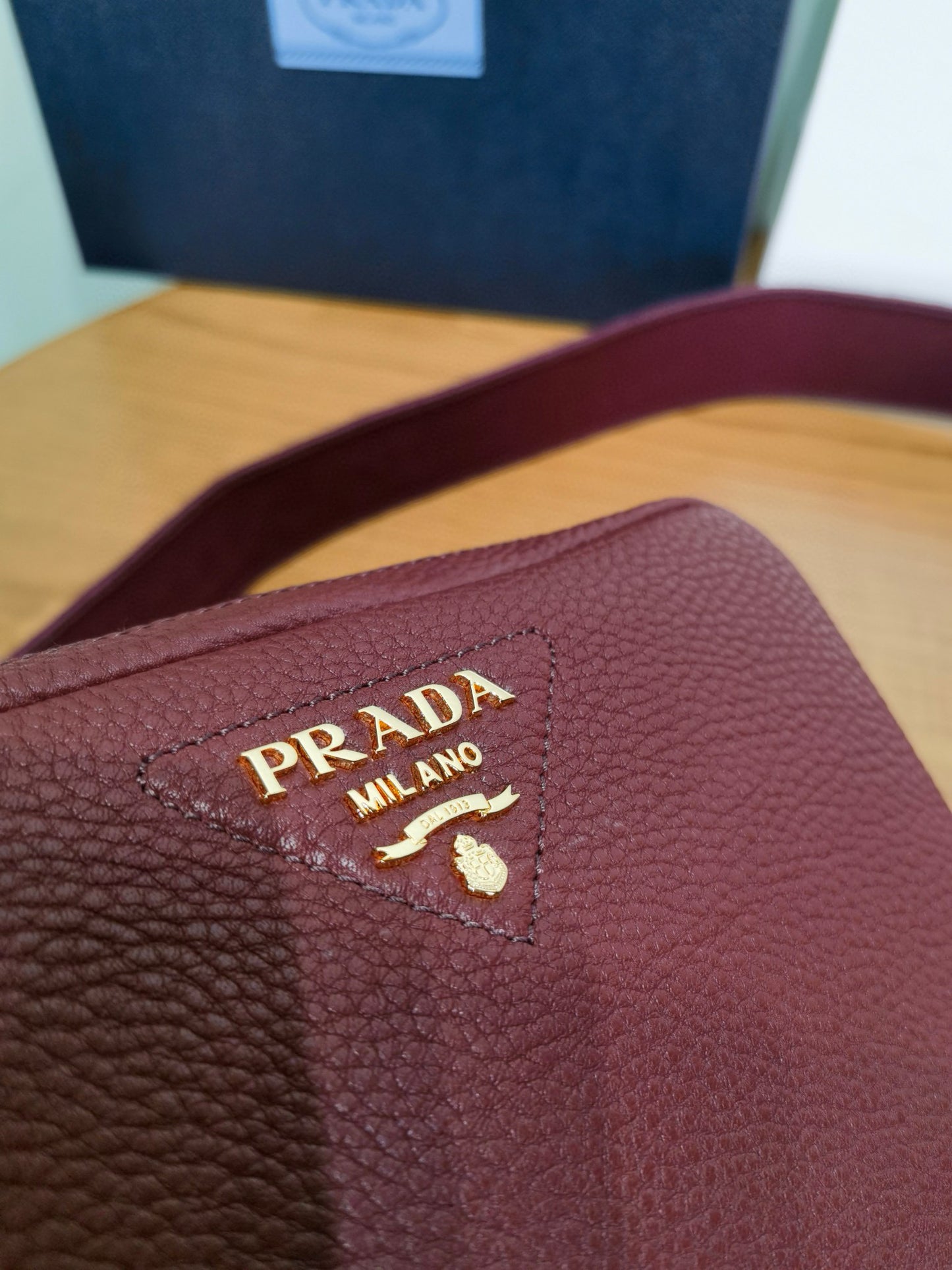PD Small Camera Crossbody Bag 22x14x8cm
