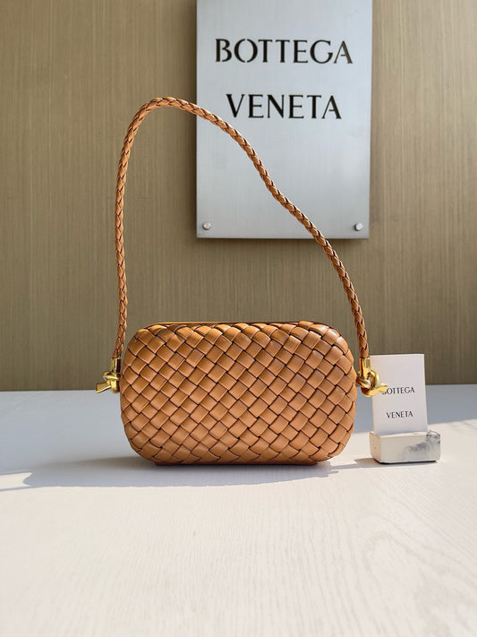 BV Knot Foulard Intrecciato Shoulder Bag