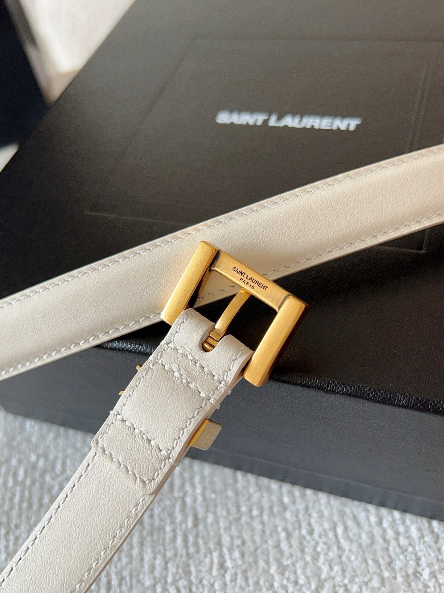 Saint Laurent Belt