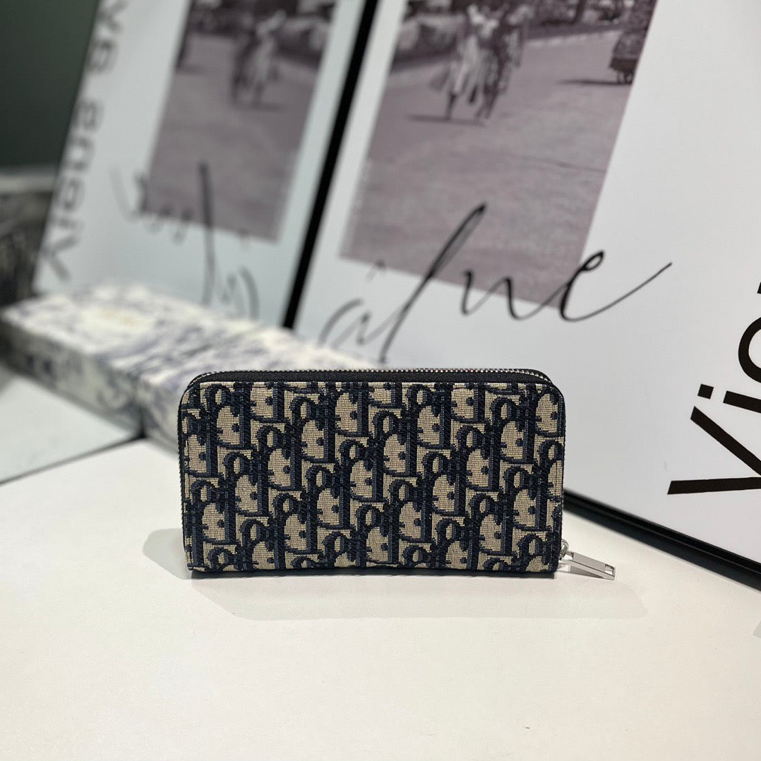 Dior Wallet