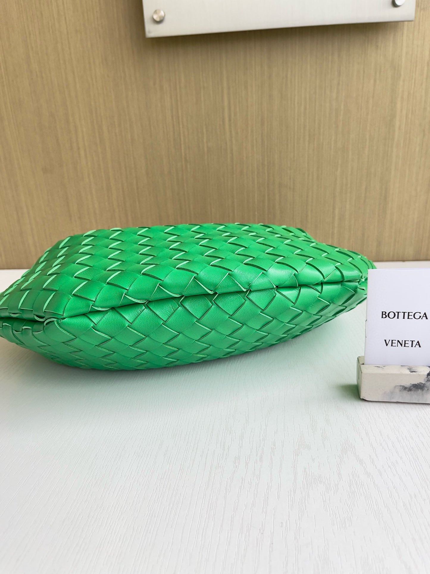 BV Baby Sardine Handbag 36x3x24cm