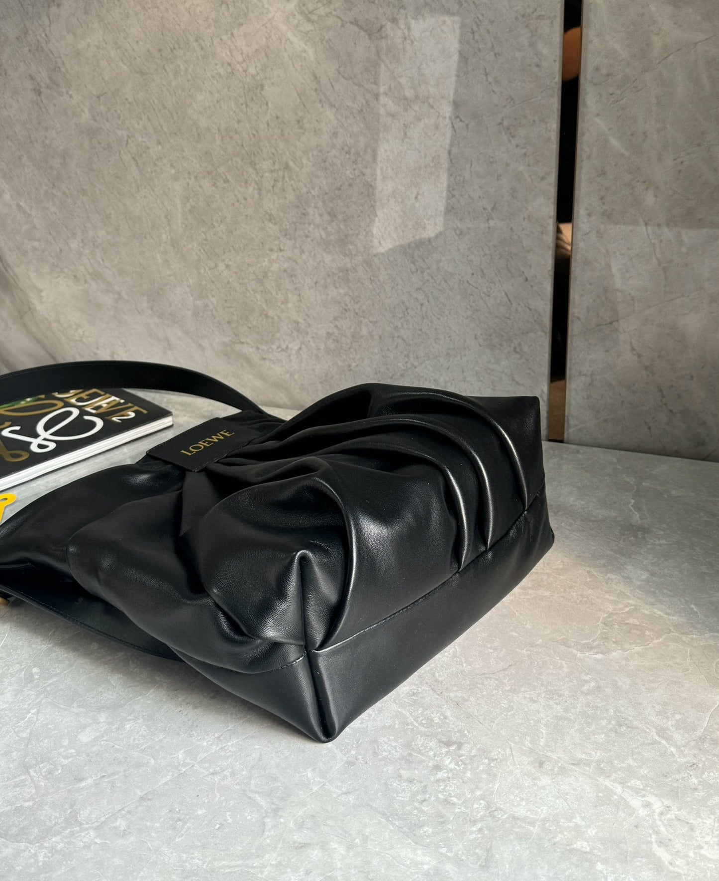 Loewe Draped Tote Bag(29x13x30cm)