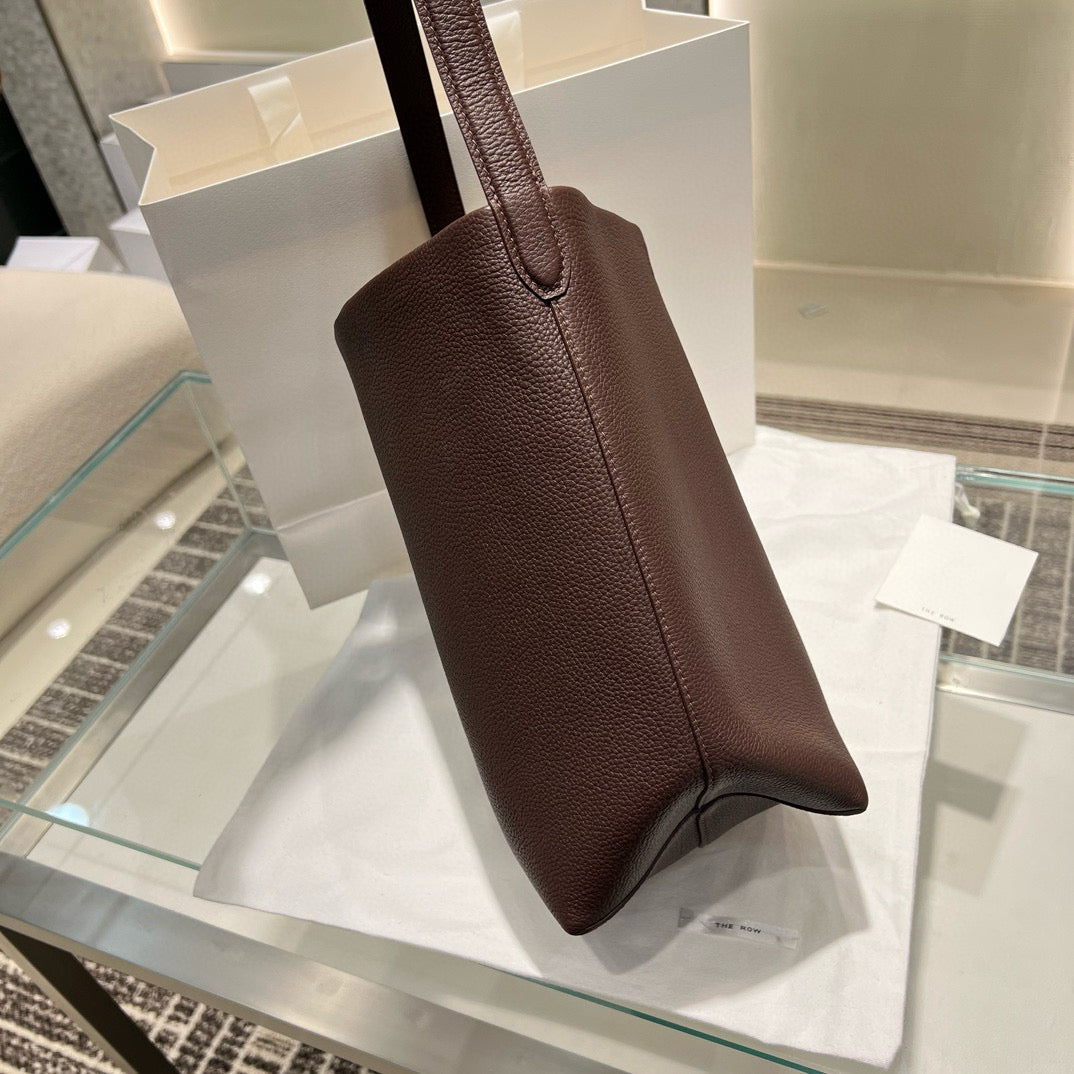 The Row Bucket Bag(30CM*28CM*15.5CM)
