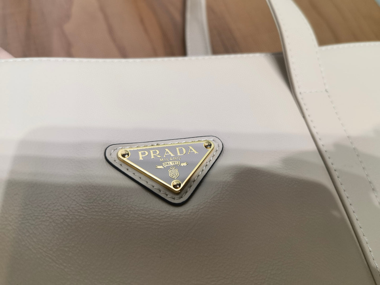 Prada Tote bag