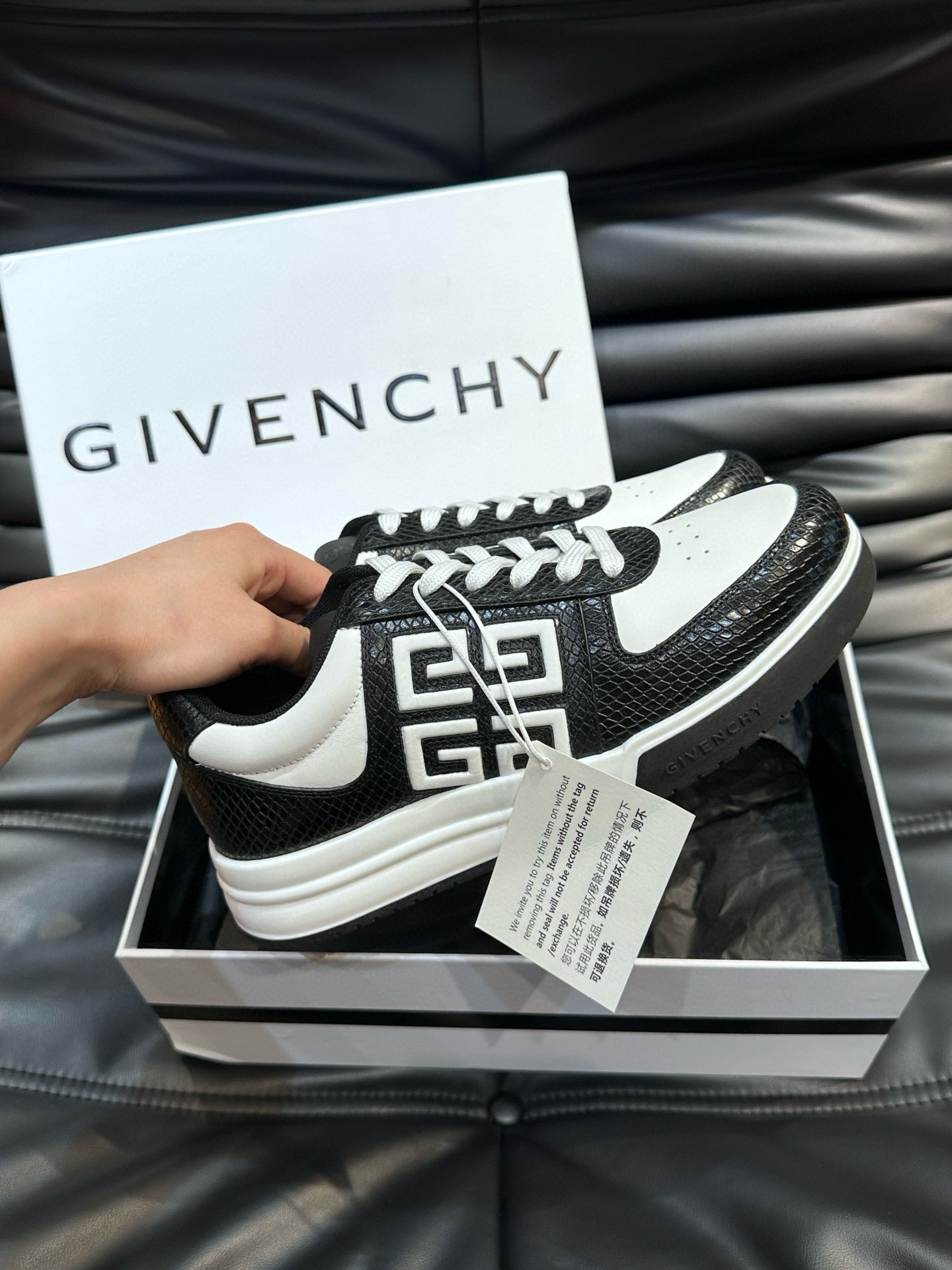 Givenchy Sneakers