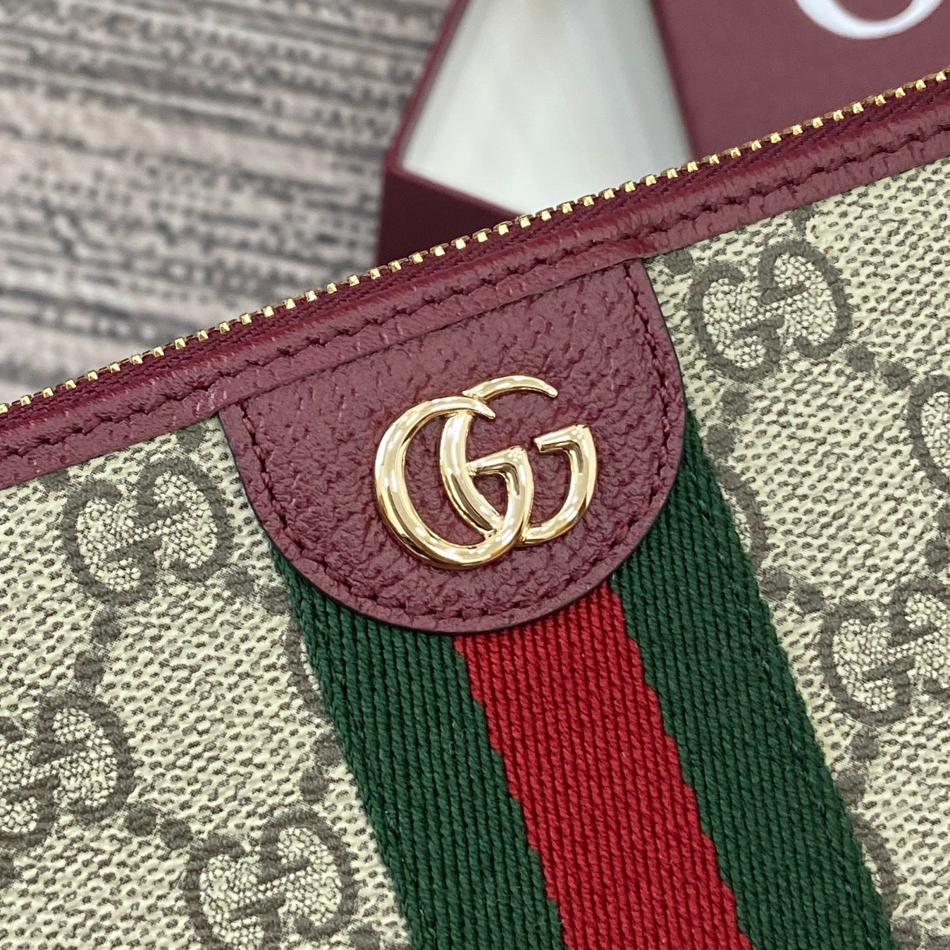 Gucci Long Zipped Wallet