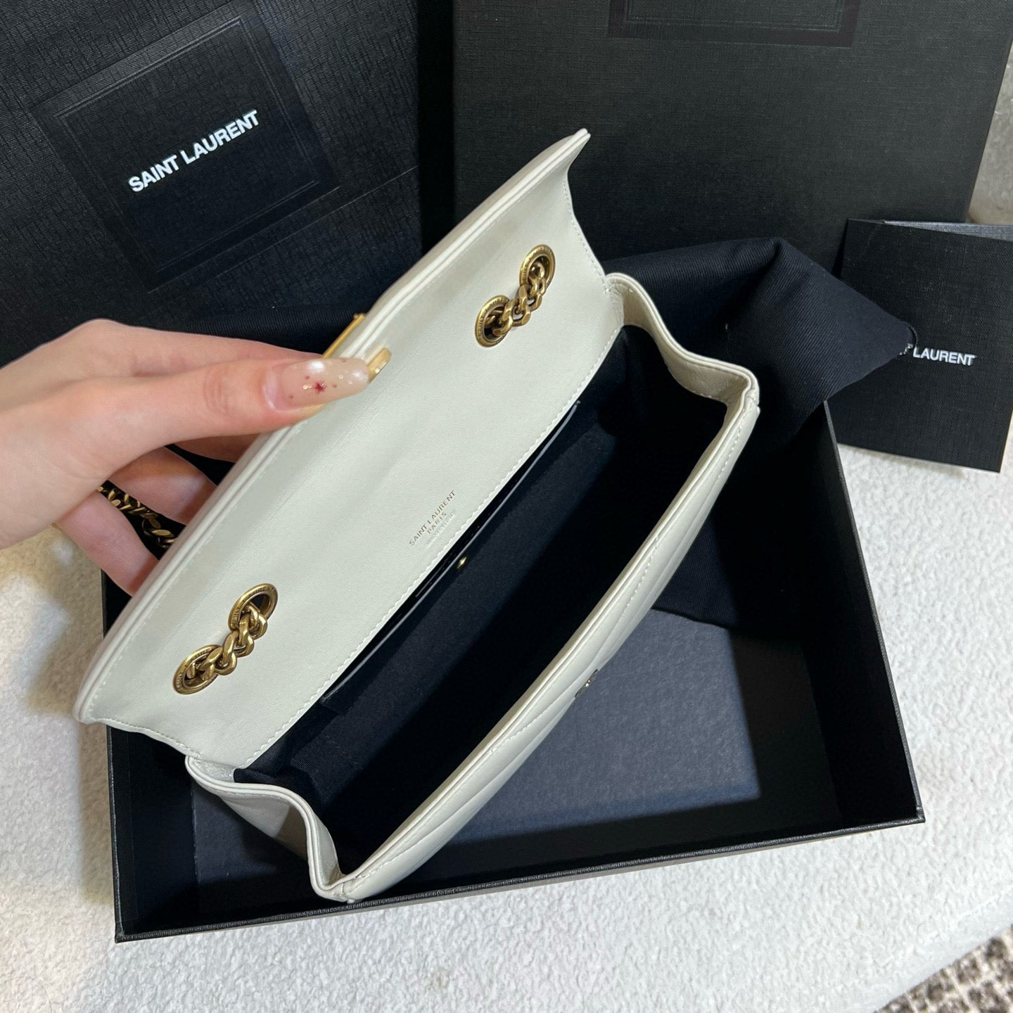 YSL Loulou Shoulder Bag 29x17x8cm