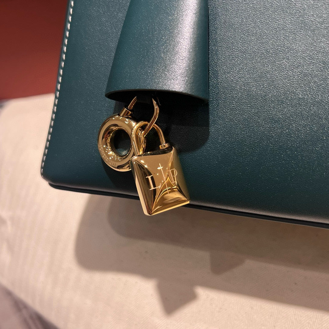 Loro Piana Extra Bag 27