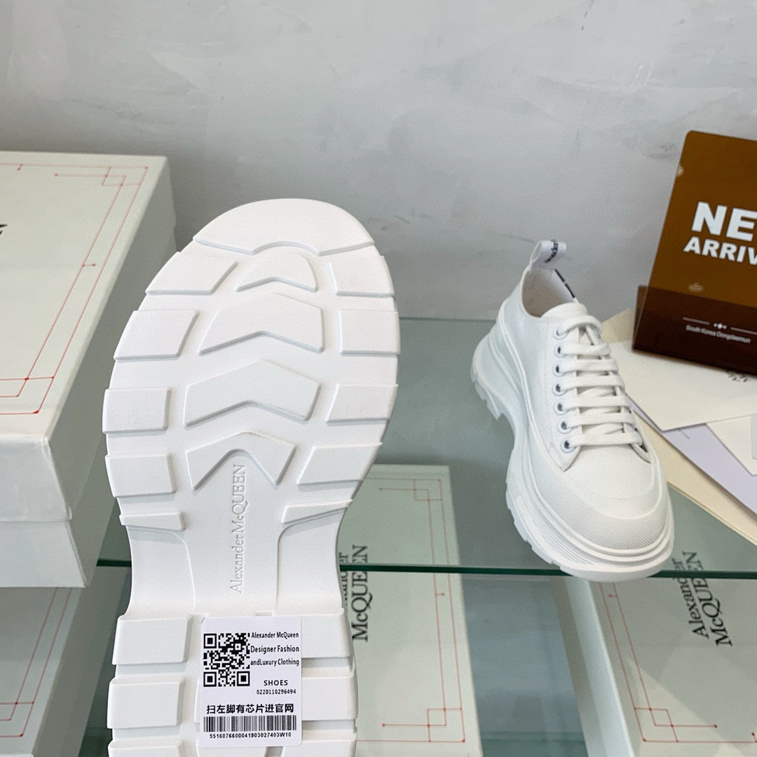 Alexander McQueen Sneakers