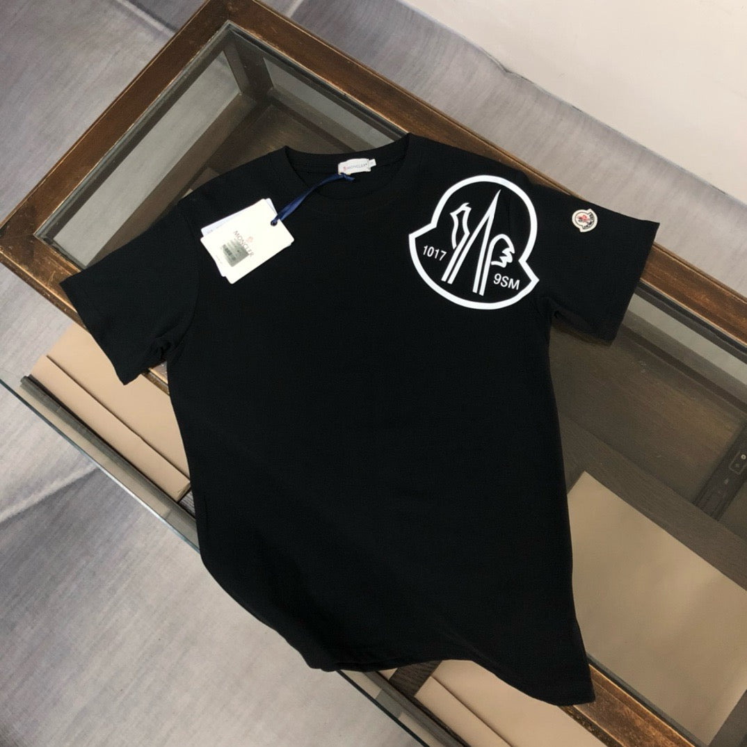 Moncler T-shirt