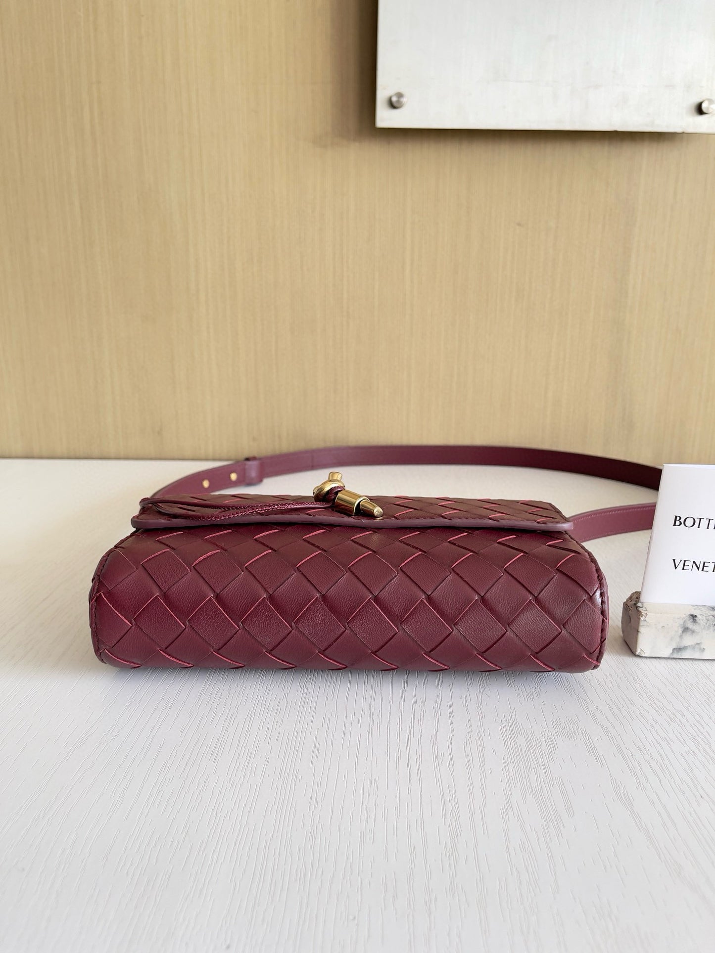 BV Andiamo Clutch Bag 21.5x13x4.5cm