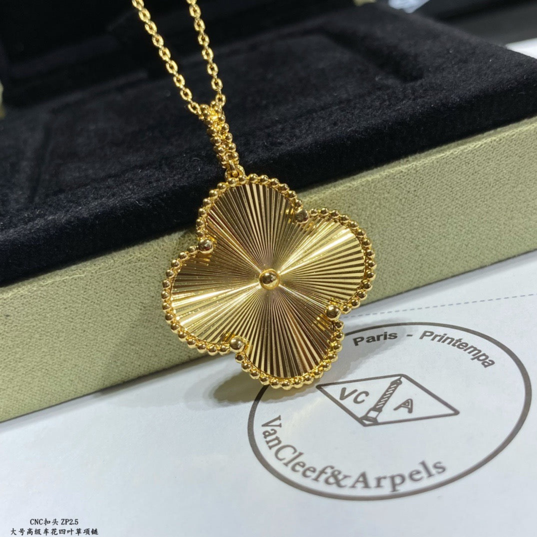 Van Cleef & Arpels Necklace