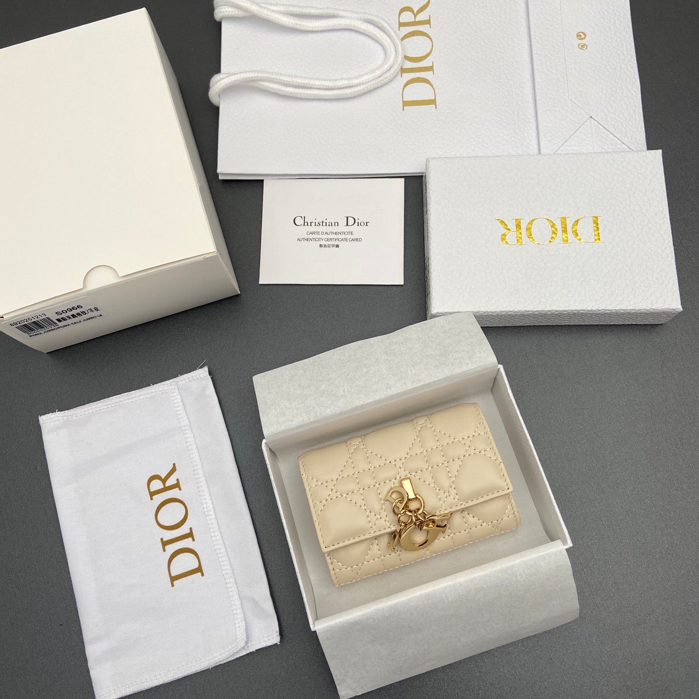 Dior Jolie Glycine Wallet