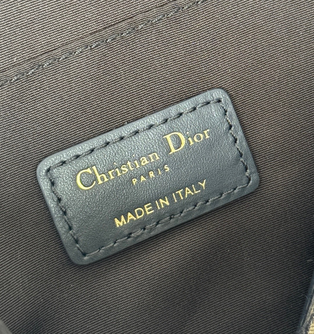 Dior Wallet