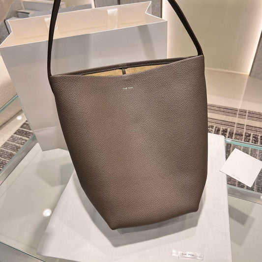 The Row Bucket Bag(30CM*28CM*15.5CM)
