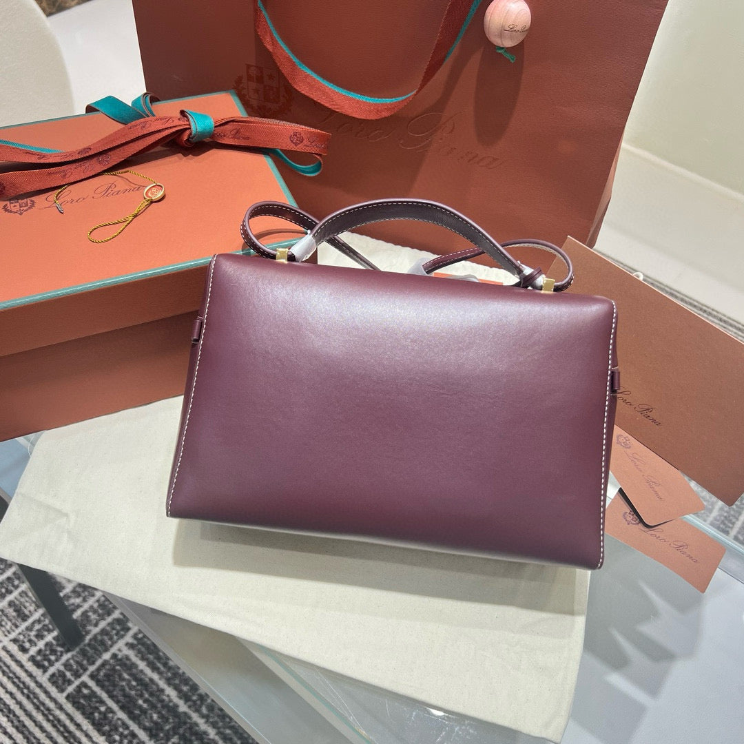 Loro Piana Extra Bag 27