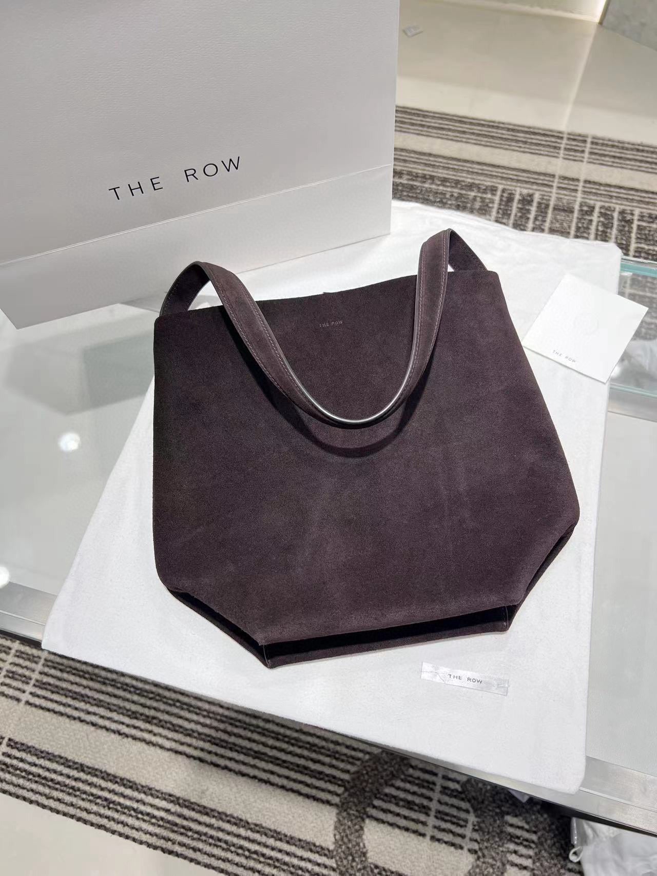 The Row Bucket Bag(30CM*28CM*15.5CM)