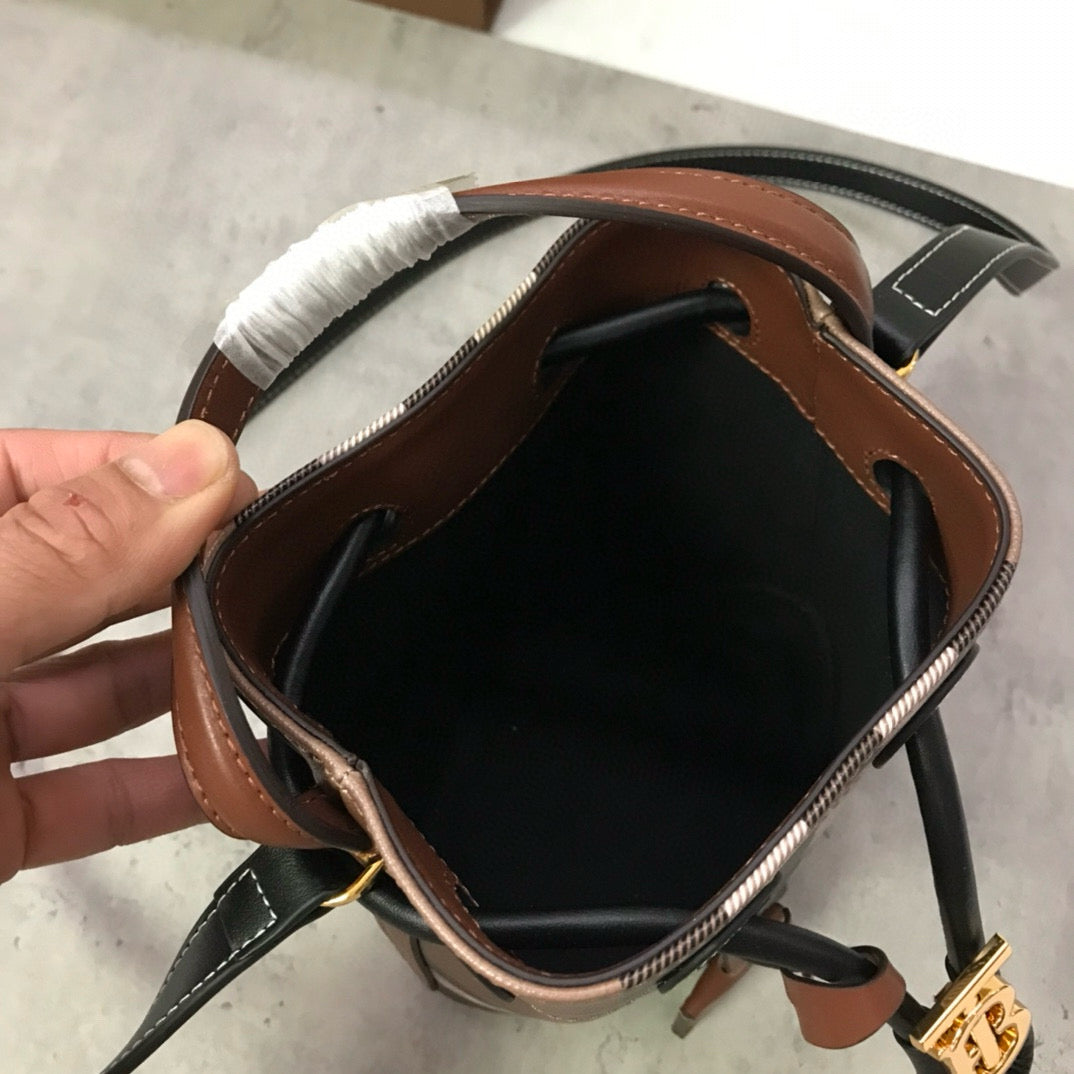 BBR Bucket Bag(16.5CM*11CM*18.5CM)