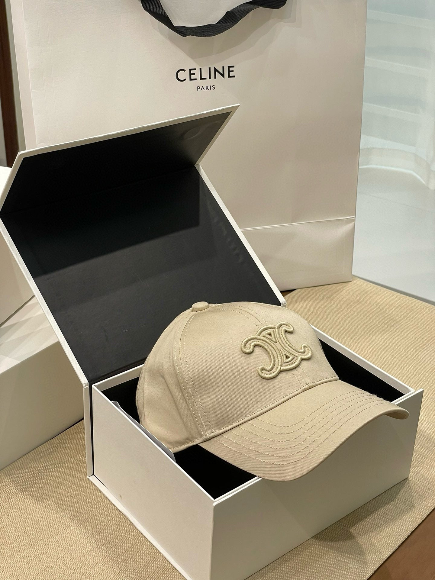 Celine Cap