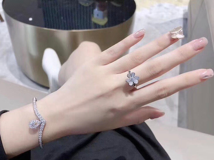 Van Cleef & Arpels Ring