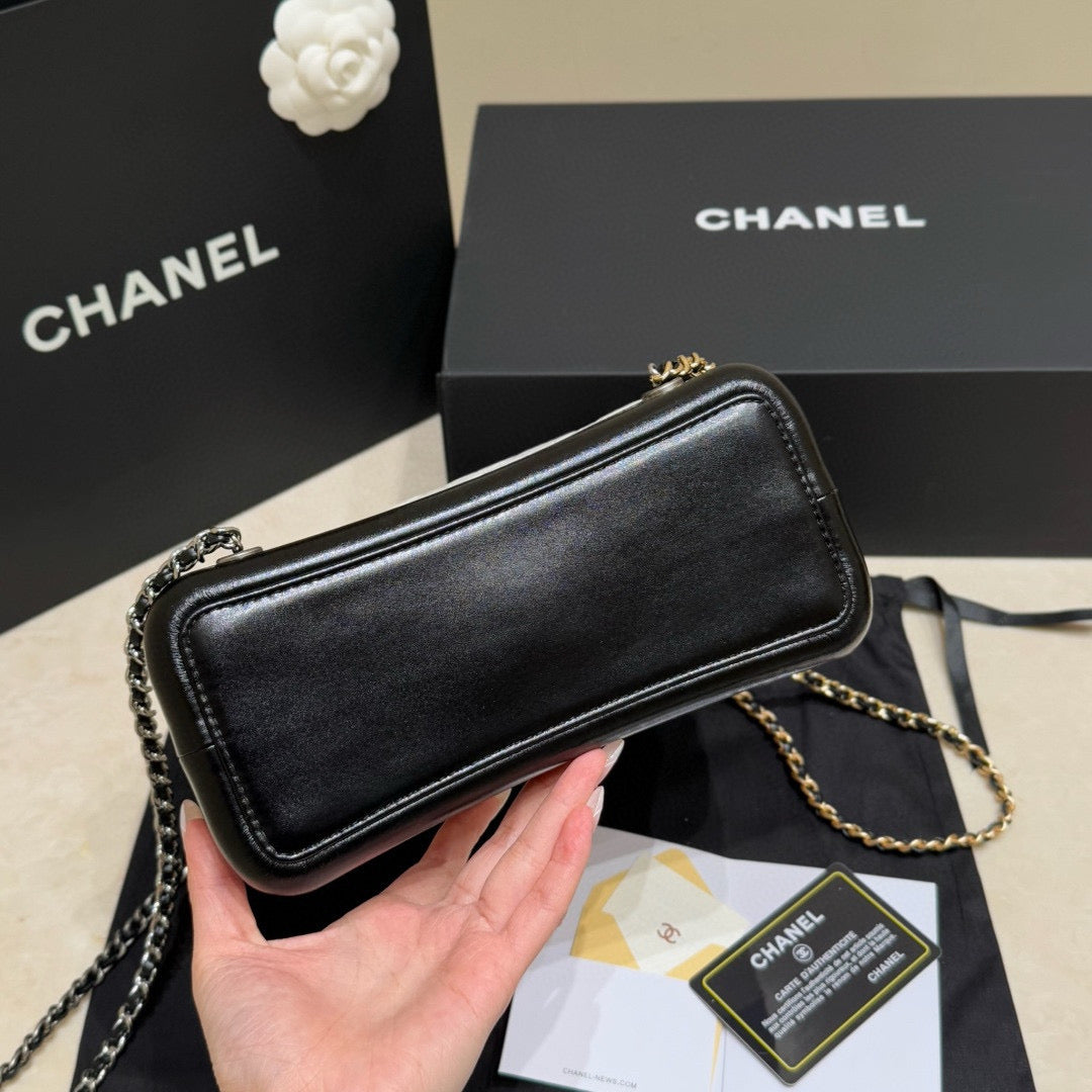 Chanel Gabrielle Backpack (23x22.5x10.5)