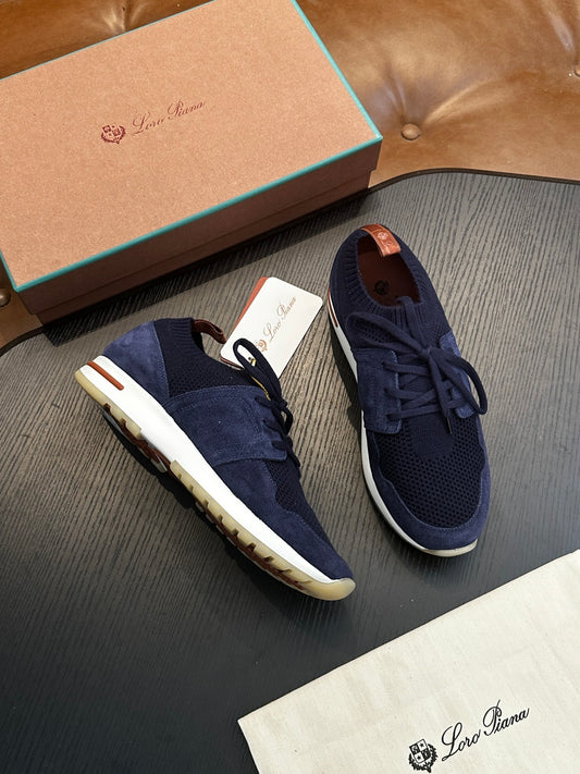 LP Sneakers