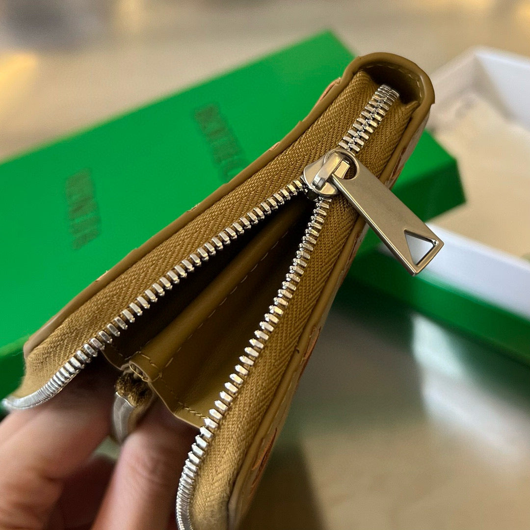 Bottega Veneta Long Zipped Wallet
