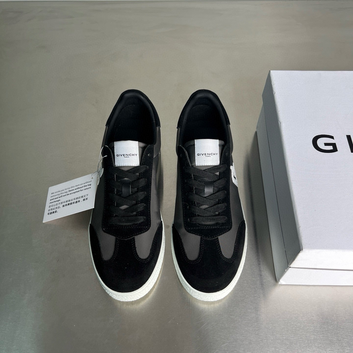 Givenchy Sneakers