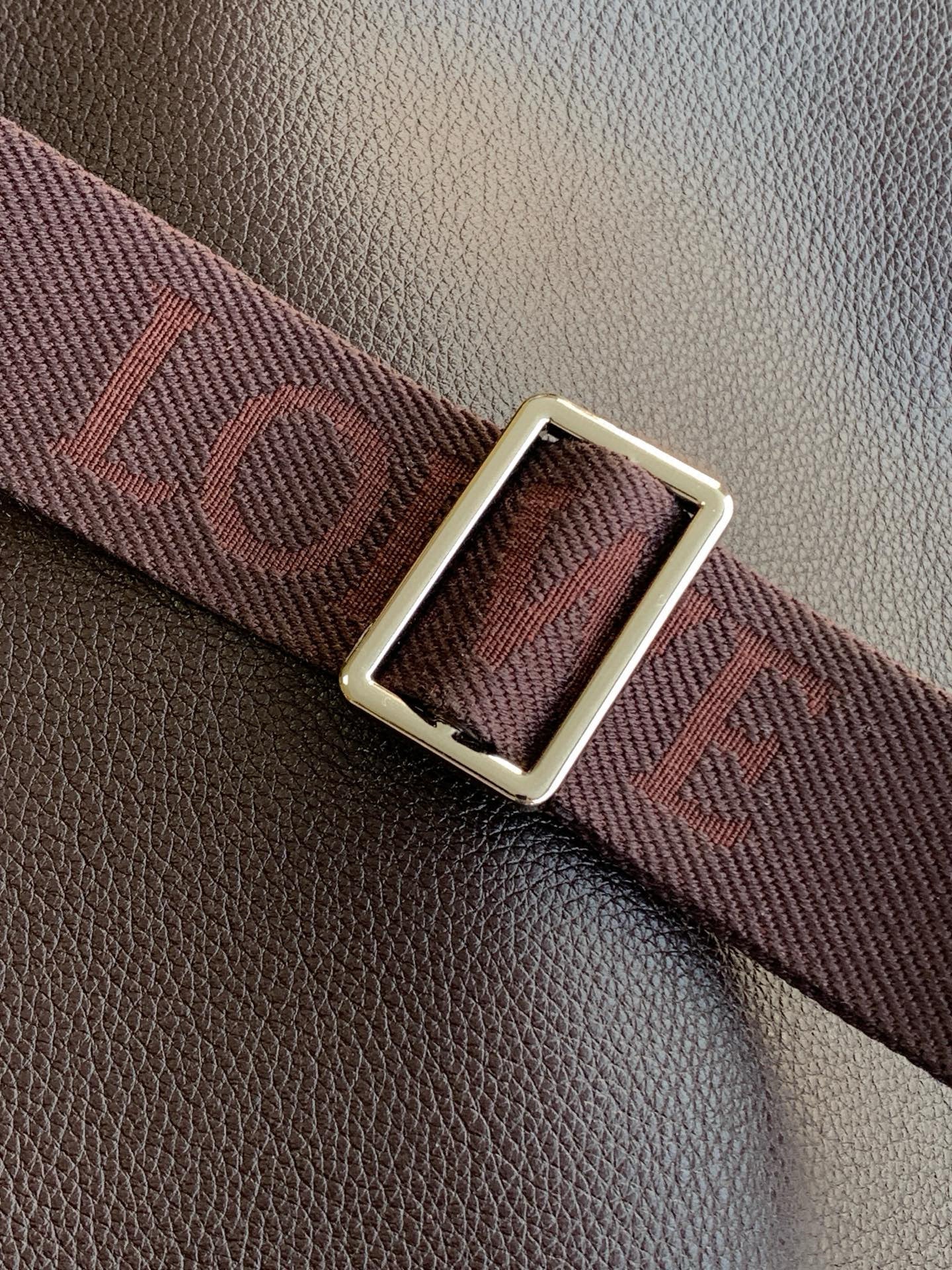 Loewe Cubi
