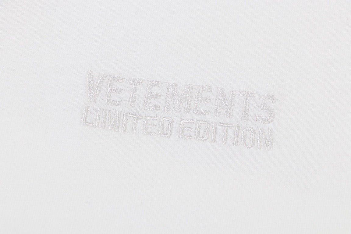 Vetements T-Shirts