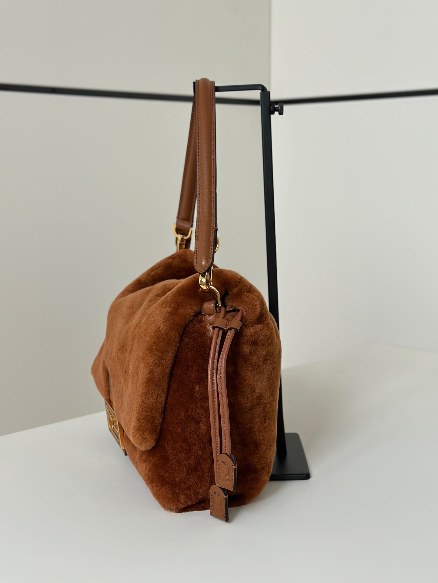 Fendi Mamma Baguette Bag (Medium)