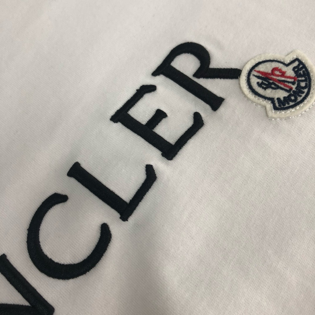 Moncler T-shirt