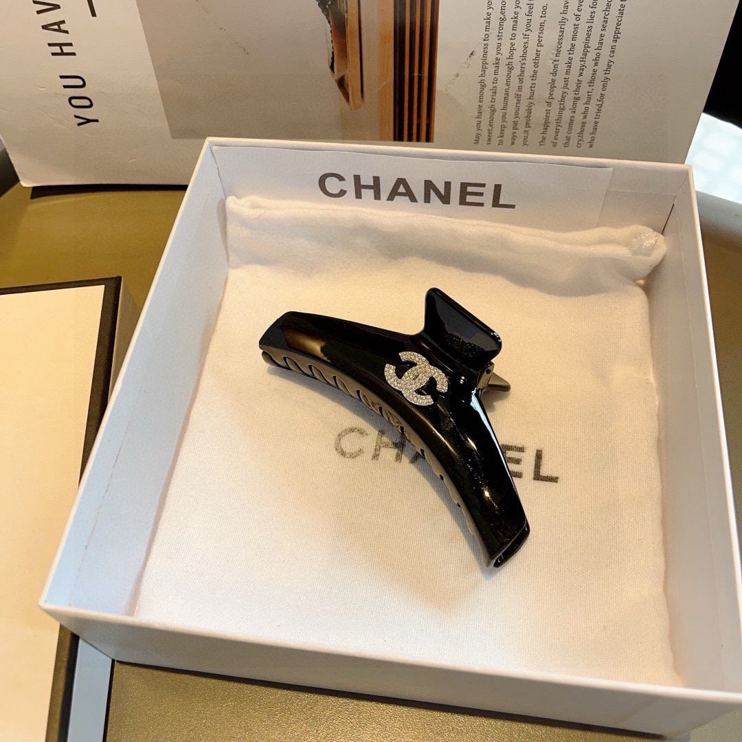 Chanel Hairpin