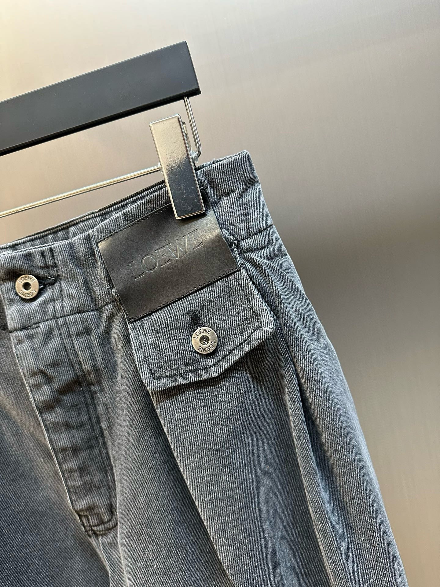 Loewe Jean