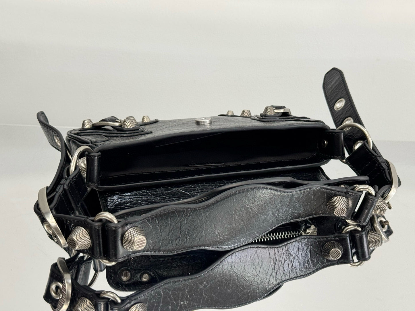 BLCG Le Cagole Sling Bag(22.8x12.9x4cm)