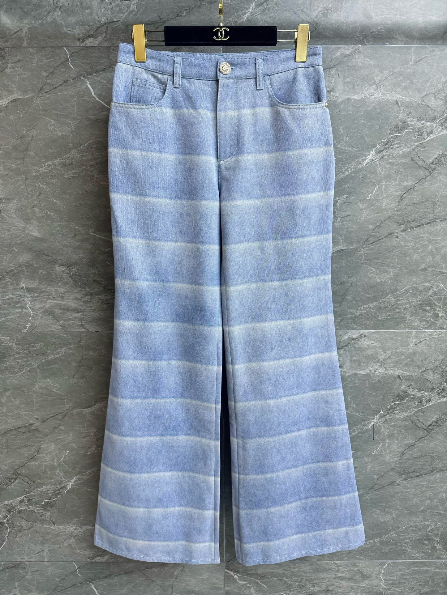 Chanel Jean