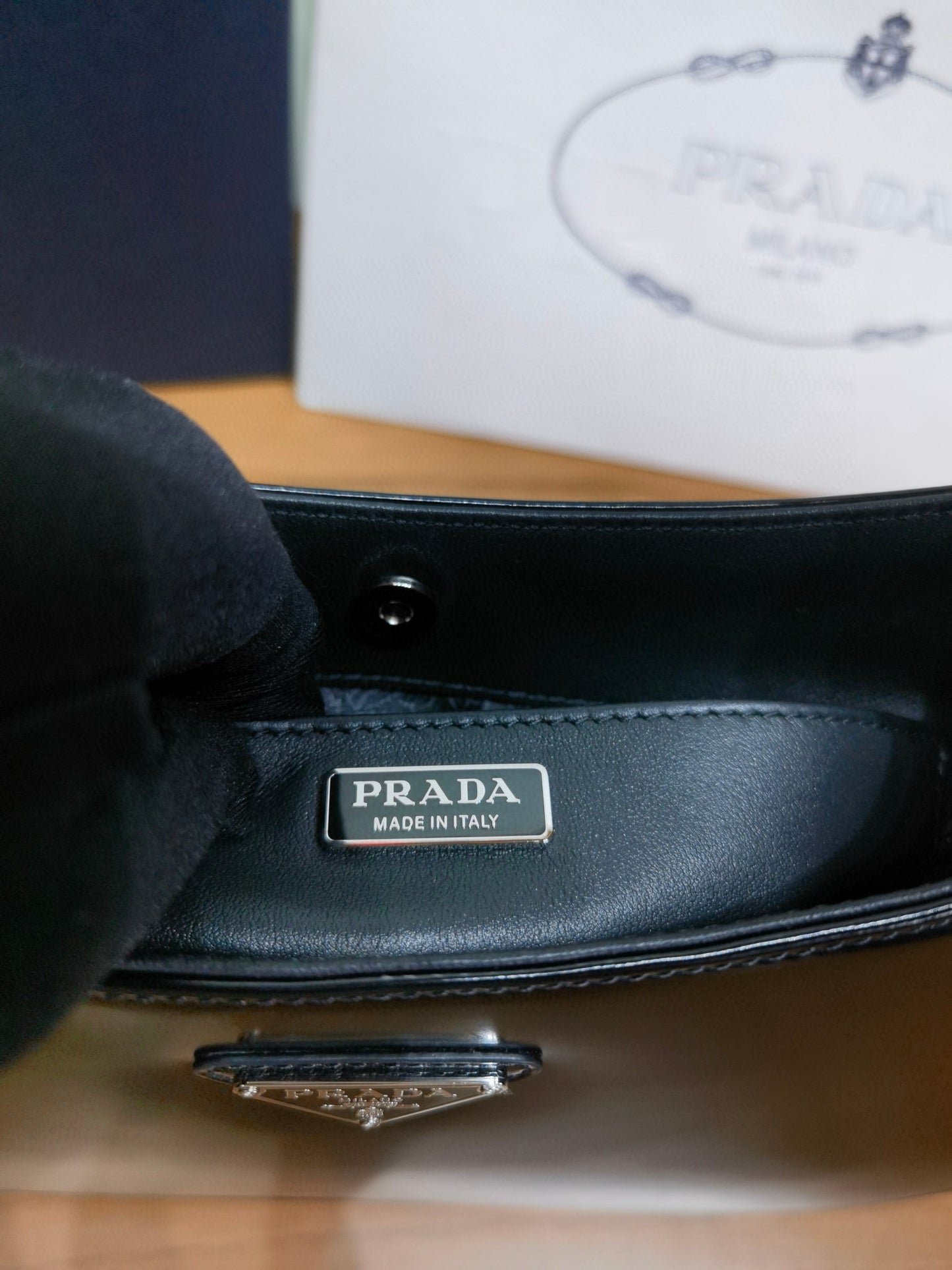 Prada Cleo Shoulder Bag 27x15x5.5cm