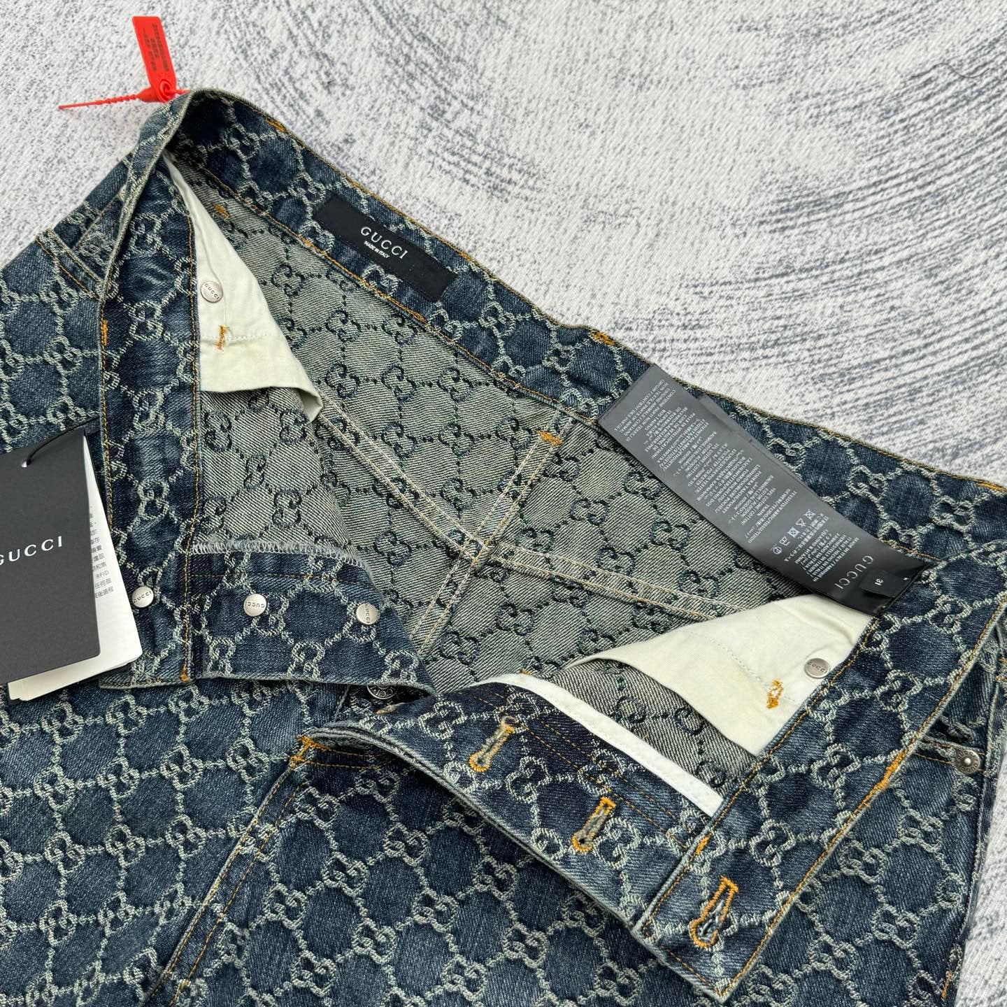 Gucci Short Jeans
